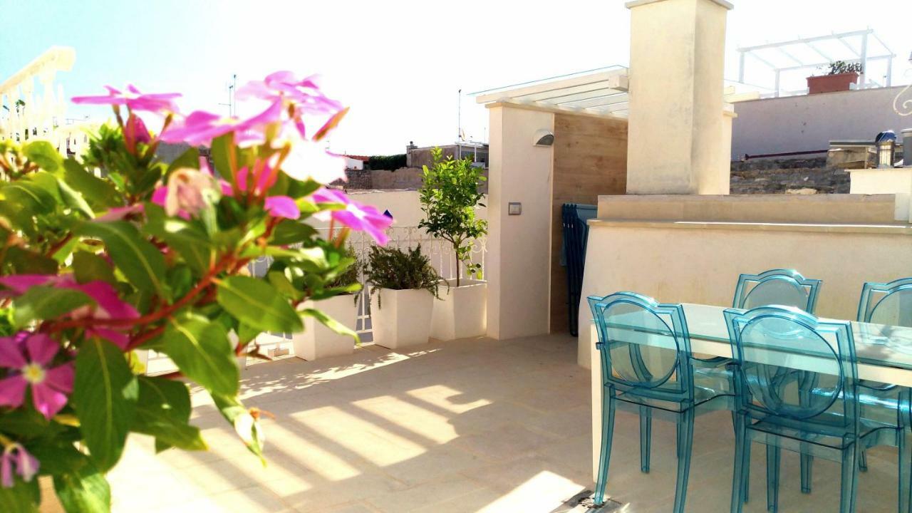 B&B Re Apartments Palazzo Muscati Molfetta Luaran gambar